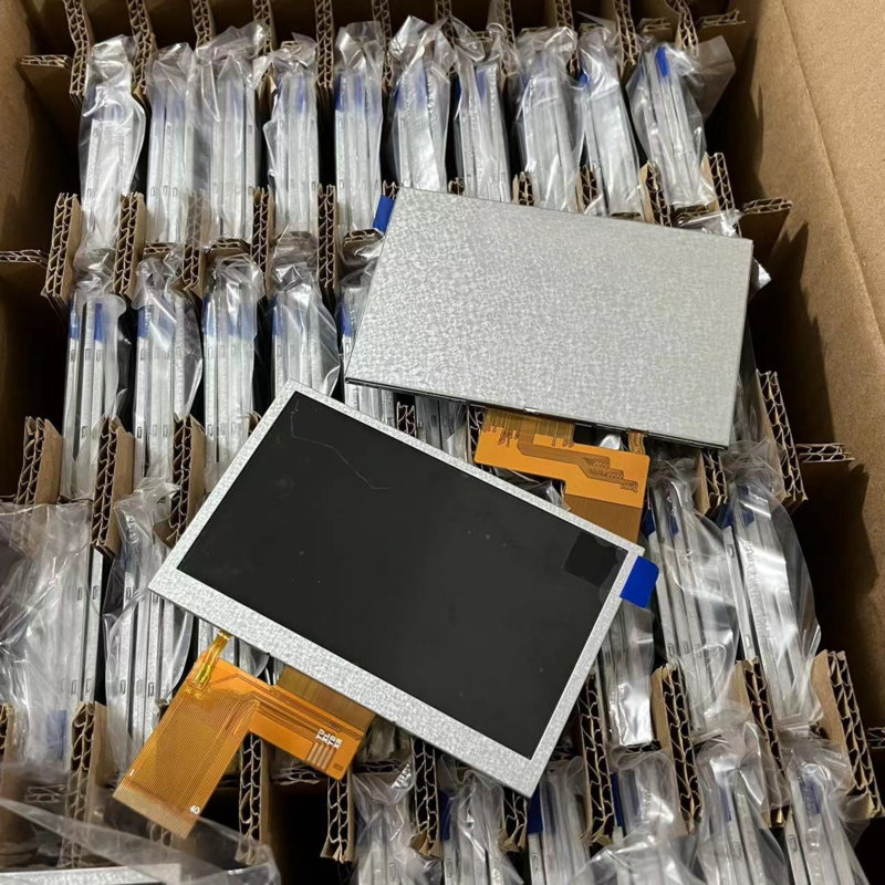Soporte OEM ODM Pantalla LCD de 7 pulgadas con retroiluminación 1024x600 TFT Tamaño Personalizar para Control Industrial